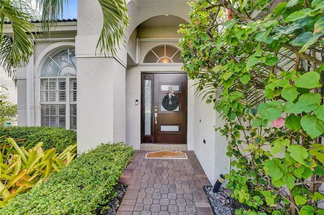 1445 NW 143rd Ave, Pembroke Pines, FL 33028