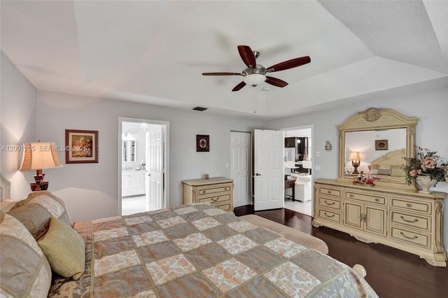 1445 NW 143rd Ave, Pembroke Pines, FL 33028