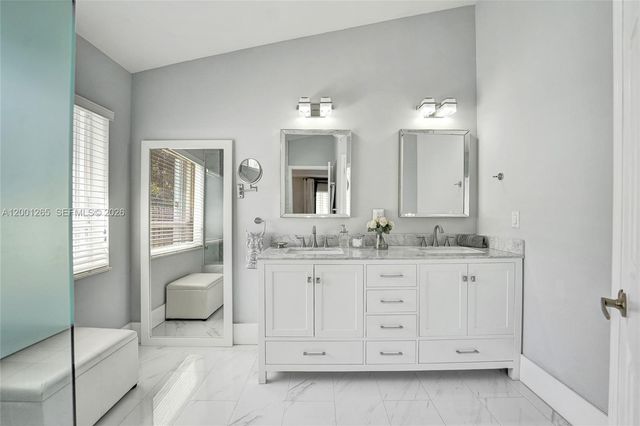 1445 NW 143rd Ave, Pembroke Pines, FL 33028