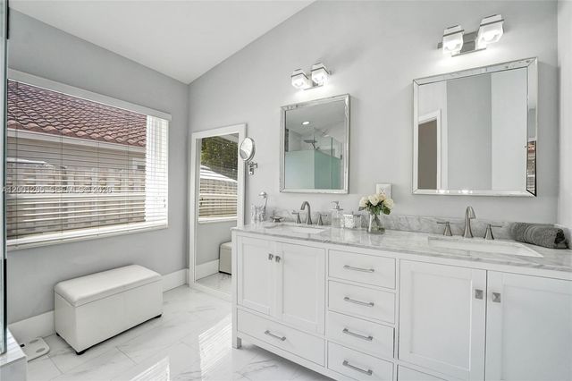 1445 NW 143rd Ave, Pembroke Pines, FL 33028