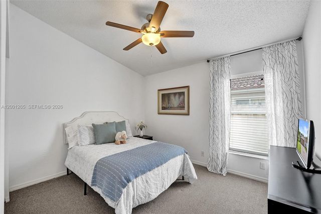 1445 NW 143rd Ave, Pembroke Pines, FL 33028