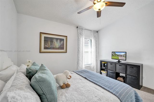 1445 NW 143rd Ave, Pembroke Pines, FL 33028