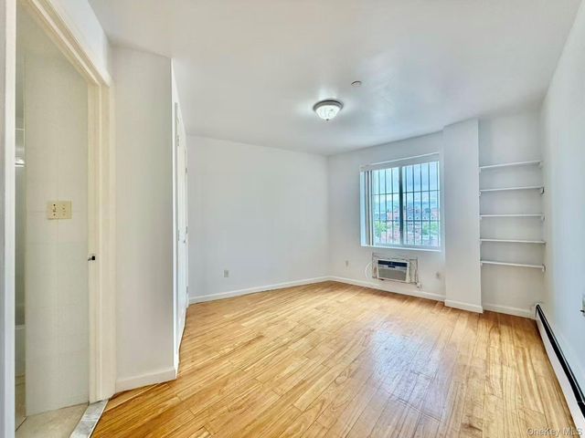 82-15 Queens Boulevard PH-B, Elmhurst, NY 11373
