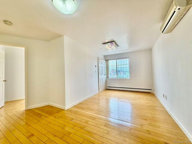 82-15 Queens Boulevard PH-B, Elmhurst, NY 11373