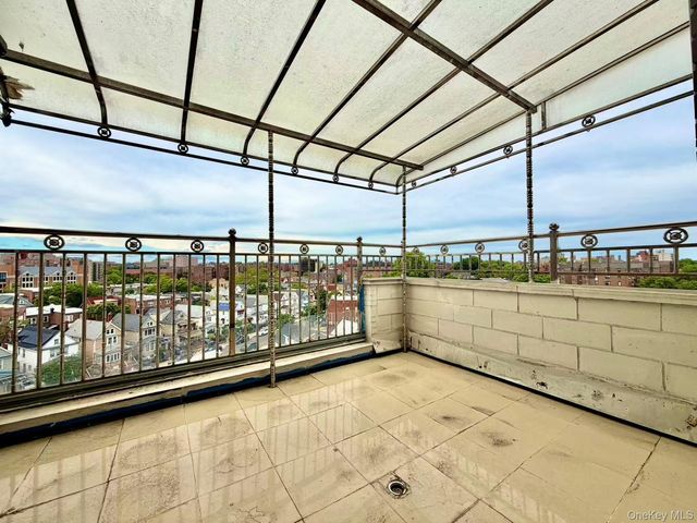 82-15 Queens Boulevard PH-B, Elmhurst, NY 11373