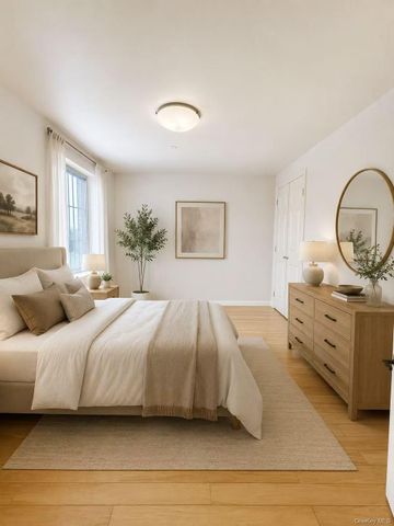 82-15 Queens Boulevard PH-B, Elmhurst, NY 11373