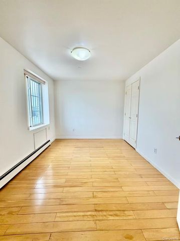 82-15 Queens Boulevard PH-B, Elmhurst, NY 11373