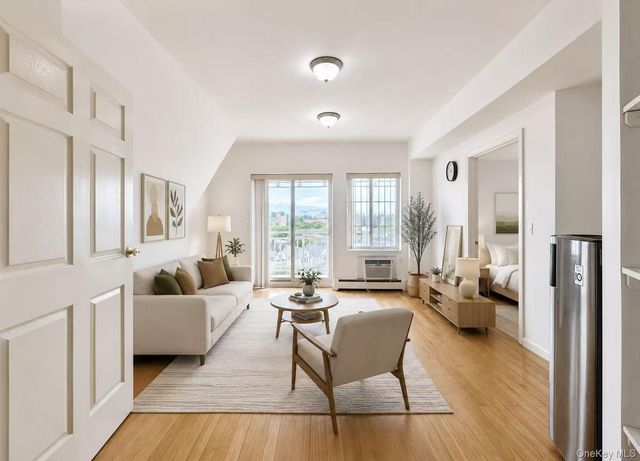 82-15 Queens Boulevard PH-B, Elmhurst, NY 11373