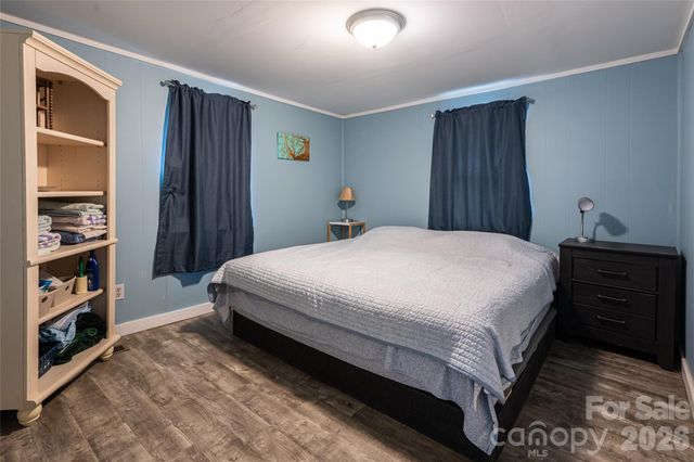 203 Pine Street, Candler, NC 28715