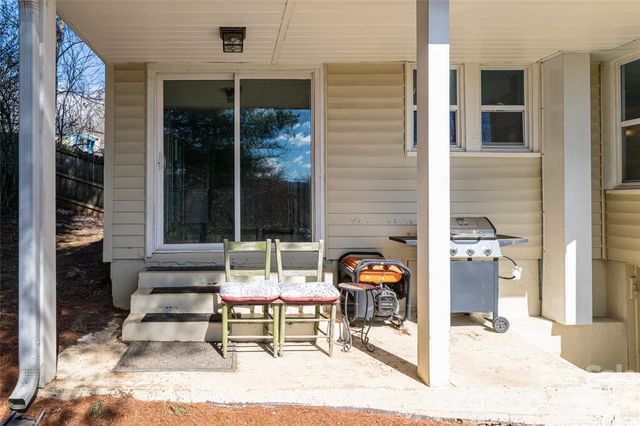 203 Pine Street, Candler, NC 28715