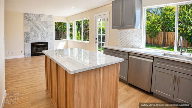 5310 PRIVET Ln, Elk Grove, CA 95758