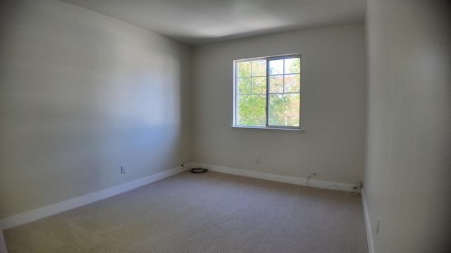 5310 PRIVET Ln, Elk Grove, CA 95758