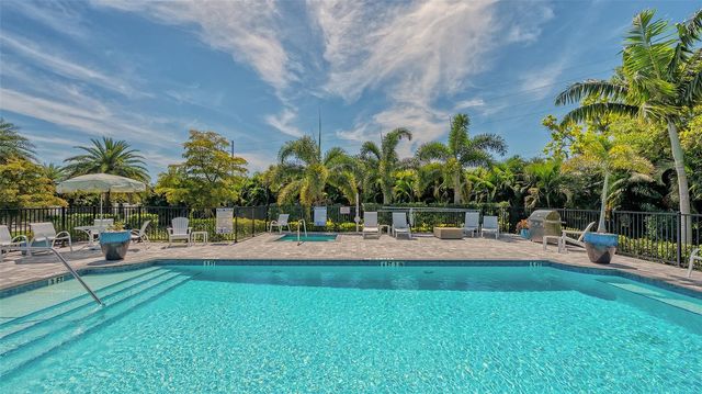 7724 SANDHILL LAKE DRIVE, Sarasota, FL 34241