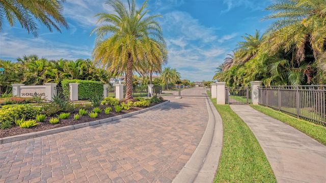 7724 SANDHILL LAKE DRIVE, Sarasota, FL 34241