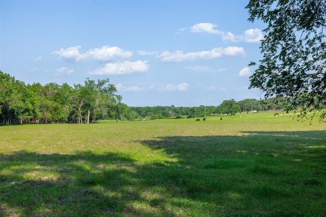 3004 County Road 310, Caldwell, TX 77836