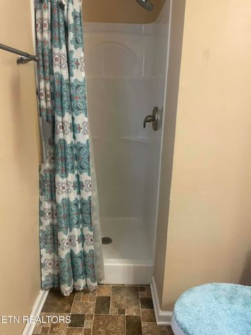 807 Lafollette Dr Drive, Maryville, TN 37801