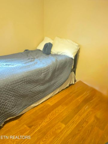 807 Lafollette Dr Drive, Maryville, TN 37801