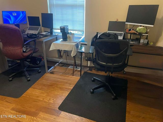 807 Lafollette Dr Drive, Maryville, TN 37801