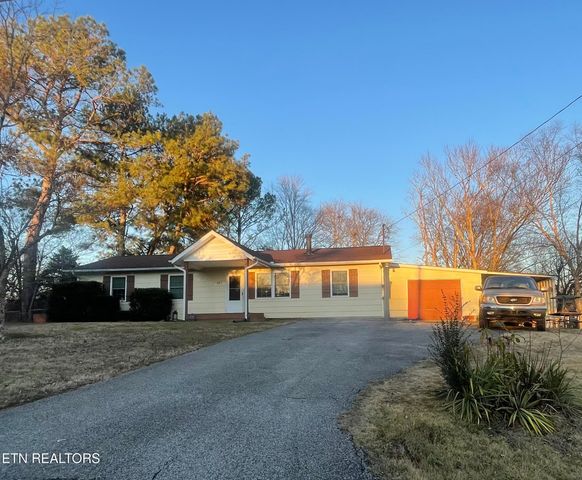 807 Lafollette Dr Drive, Maryville, TN 37801