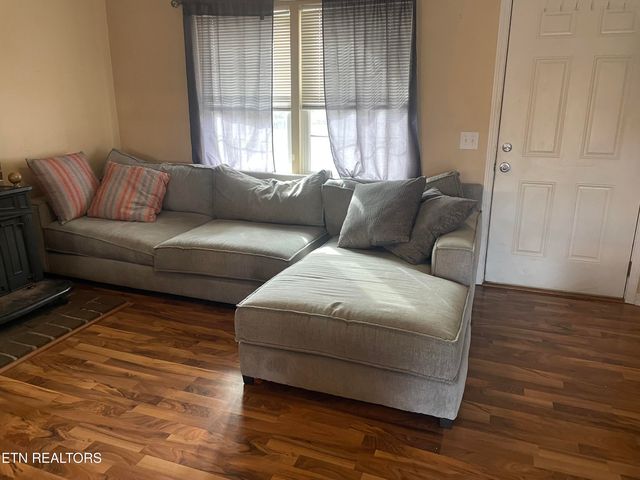 807 Lafollette Dr Drive, Maryville, TN 37801