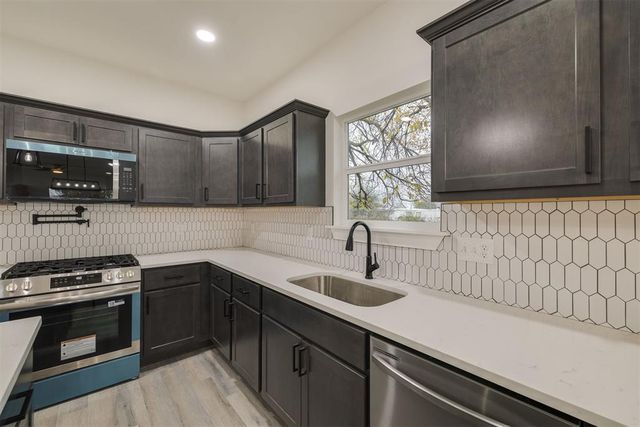 913 SE 43rd Street, Oklahoma City, OK 73129