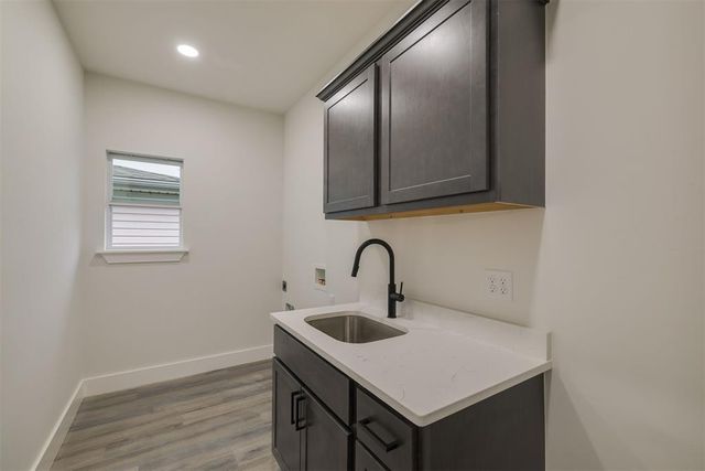 913 SE 43rd Street, Oklahoma City, OK 73129