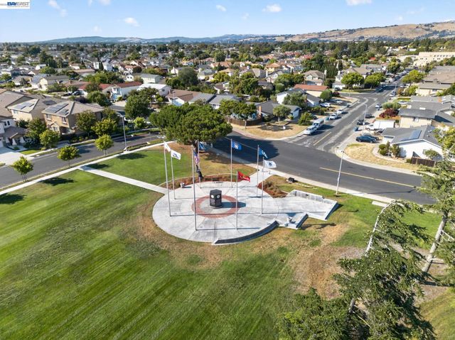 32245 Chechester Dr, Union City, CA 94587