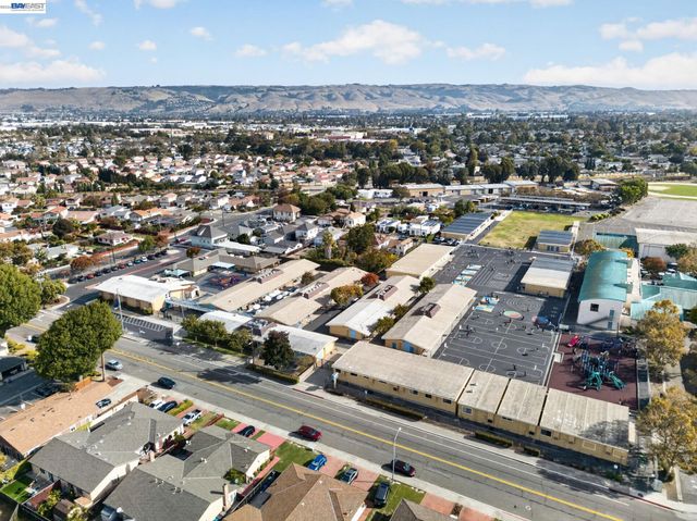 32245 Chechester Dr, Union City, CA 94587