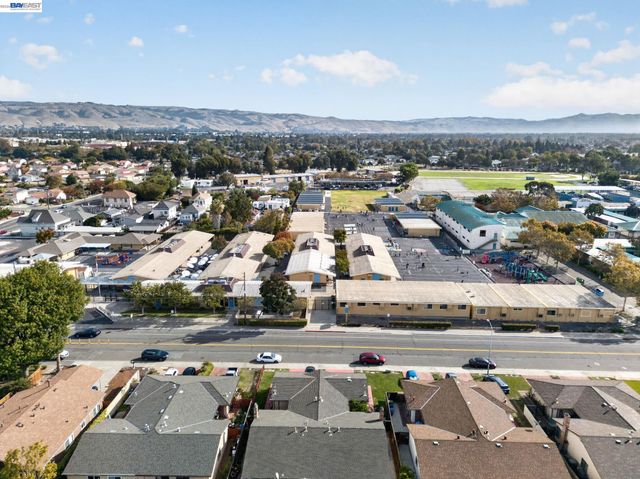 32245 Chechester Dr, Union City, CA 94587