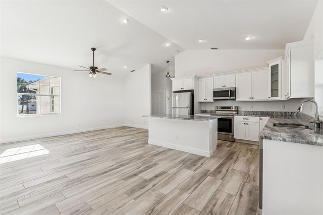 1420 E GATE DRIVE, Venice, FL 34285