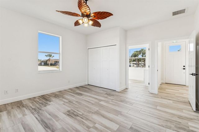 1420 E GATE DRIVE, Venice, FL 34285