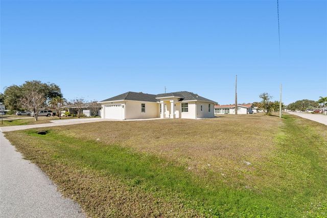 1420 E GATE DRIVE, Venice, FL 34285