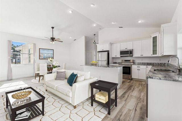 1420 E GATE DRIVE, Venice, FL 34285