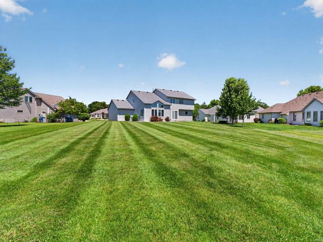 9175 Brant Point, New Haven, IN 46774