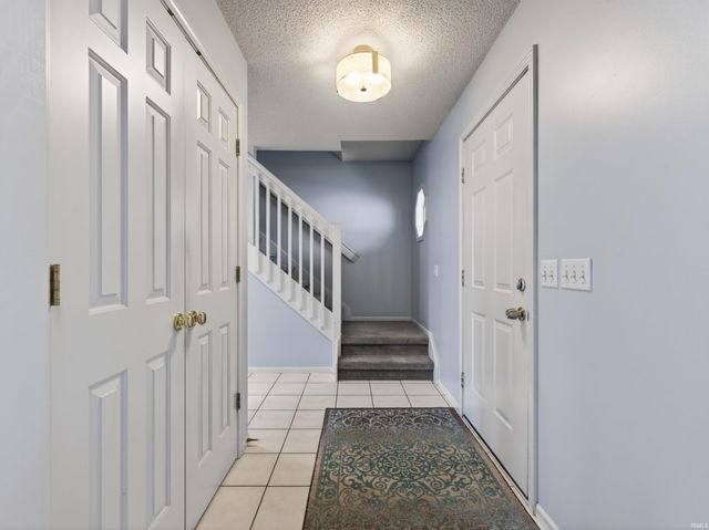 9175 Brant Point, New Haven, IN 46774