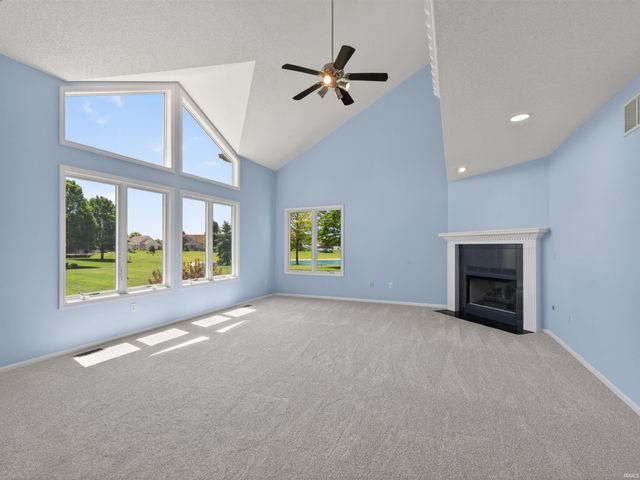 9175 Brant Point, New Haven, IN 46774