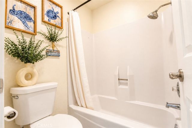2849 S Fairview C, Santa Ana, CA 92704
