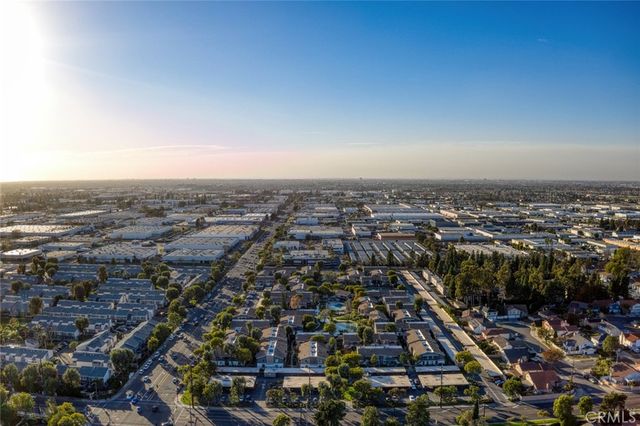 2849 S Fairview C, Santa Ana, CA 92704