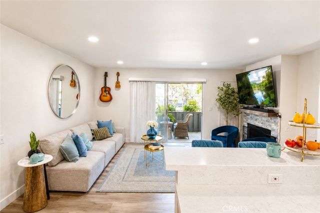 2849 S Fairview C, Santa Ana, CA 92704