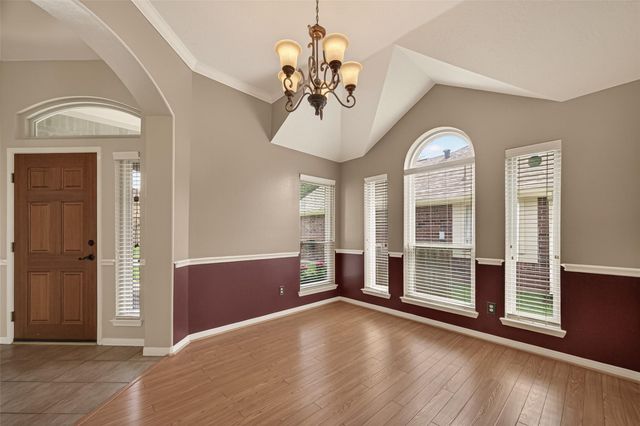 1707 Country Club Cove Drive, Baytown, TX 77521