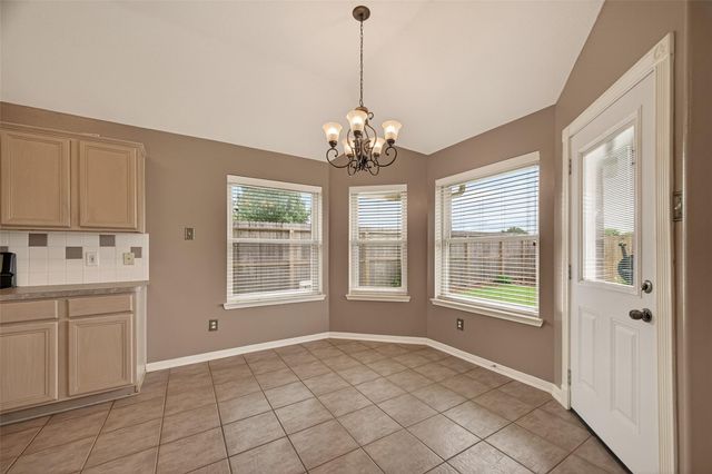 1707 Country Club Cove Drive, Baytown, TX 77521
