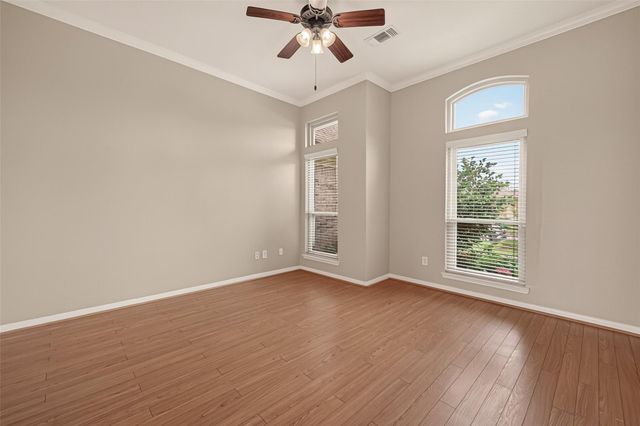 1707 Country Club Cove Drive, Baytown, TX 77521