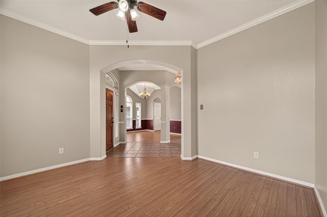 1707 Country Club Cove Drive, Baytown, TX 77521