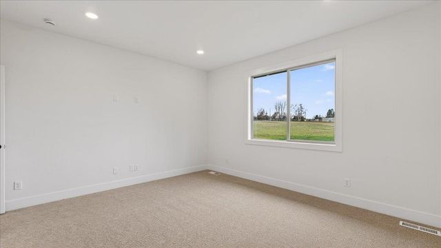 16767 N Wellington Rd, Colbert, WA 99005