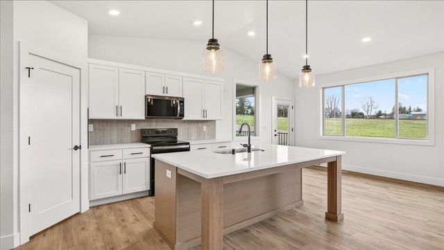 16767 N Wellington Rd, Colbert, WA 99005