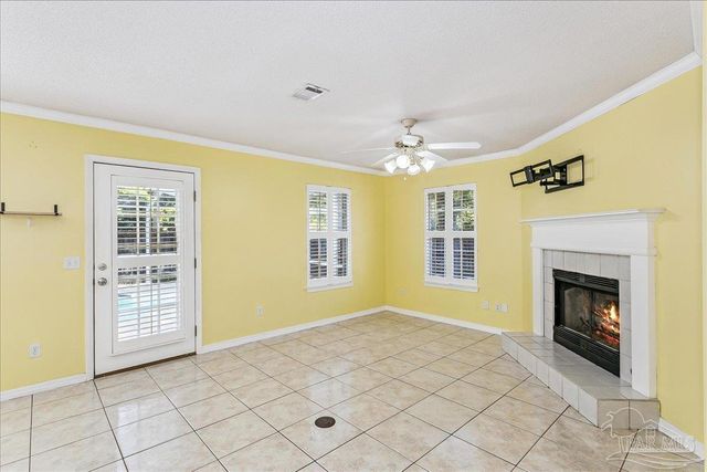 1374 Mazurek Blvd, Pensacola, FL 32514