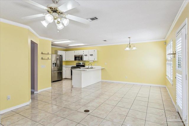 1374 Mazurek Blvd, Pensacola, FL 32514