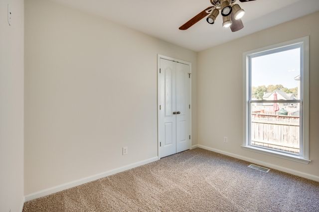 1556 Tylertown Rd, Clarksville, TN 37040