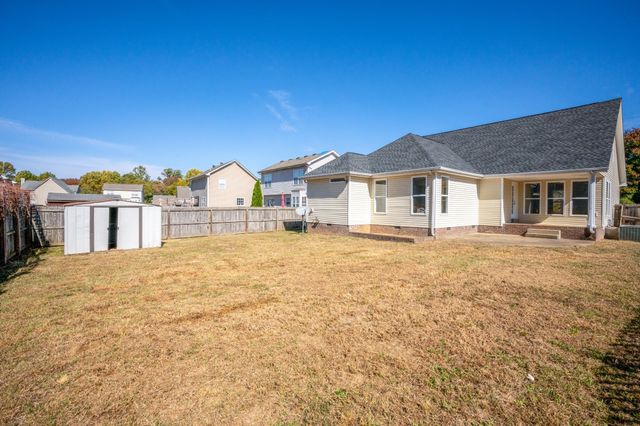 1556 Tylertown Rd, Clarksville, TN 37040