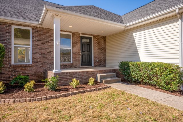 1556 Tylertown Rd, Clarksville, TN 37040